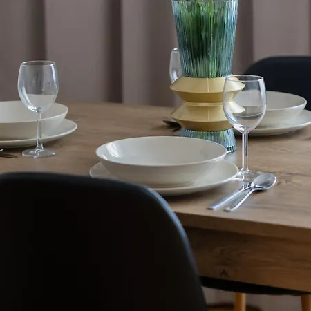 Spacious Filtry Near Pola Mokotowskie By Renters *