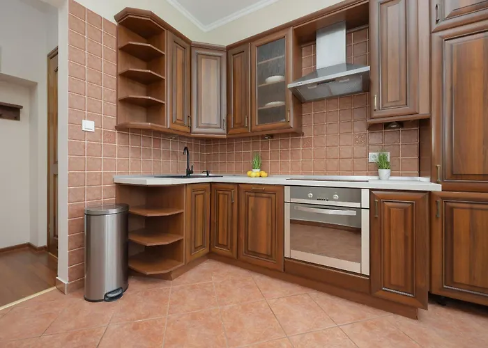 Spacious Filtry Near Pola Mokotowskie By Renters *