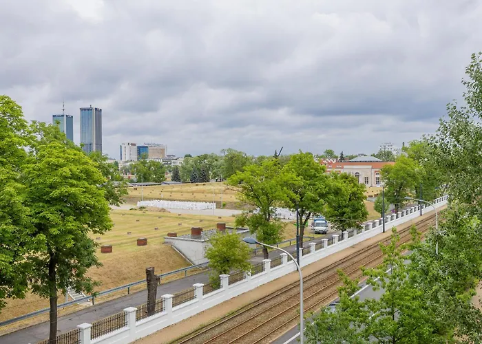 Spacious Filtry Near Pola Mokotowskie By Renters Apartment Warsaw