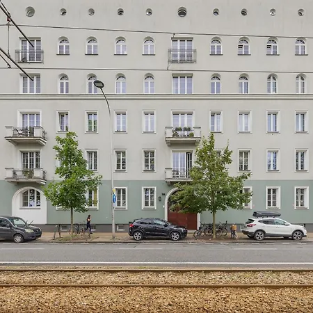 Spacious Filtry Near Pola Mokotowskie By Renters *